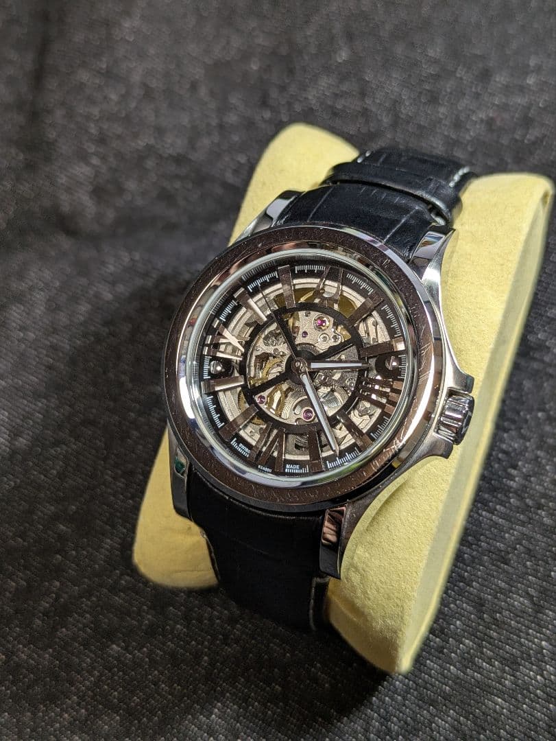 時計 Bulova Accutron SwissMade