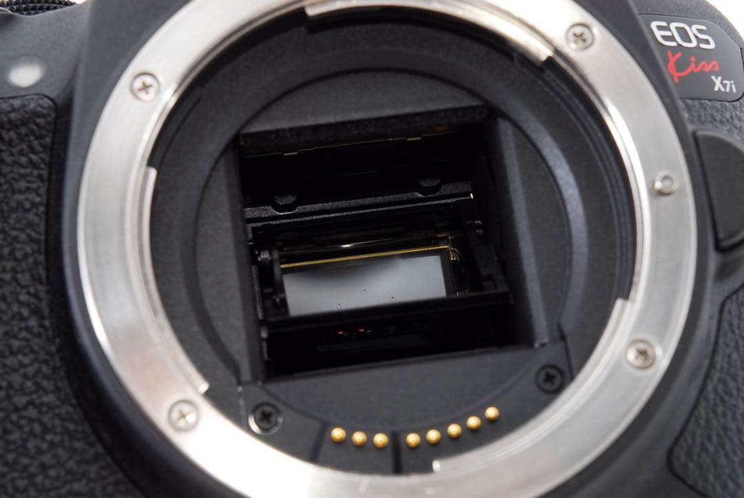 デジタル一眼レフカメラ/Canon kiss x7i標準&望遠ダブルレンズセット