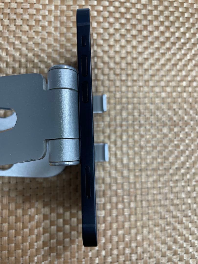 iPhone 12 mini 128 GB ミッドナイトSIMフリー【5777】