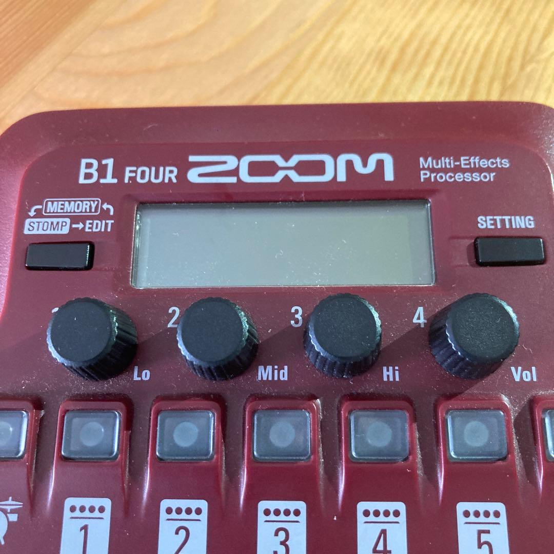 ZOOM B1 FOUR マルチエフェクター