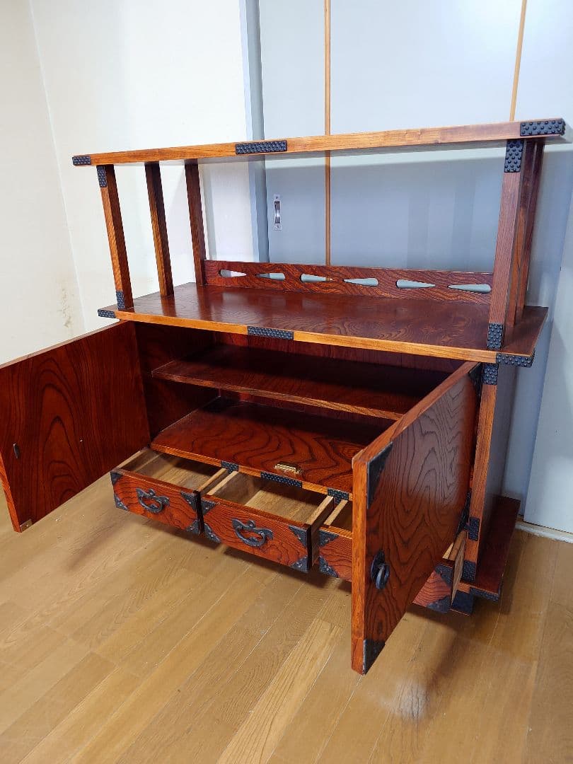 飾り棚　岩谷堂箪笥？