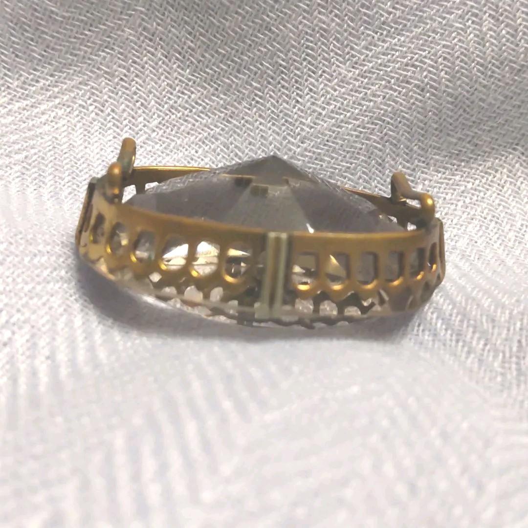 水晶帯留め　アンティーク　アクセサリー