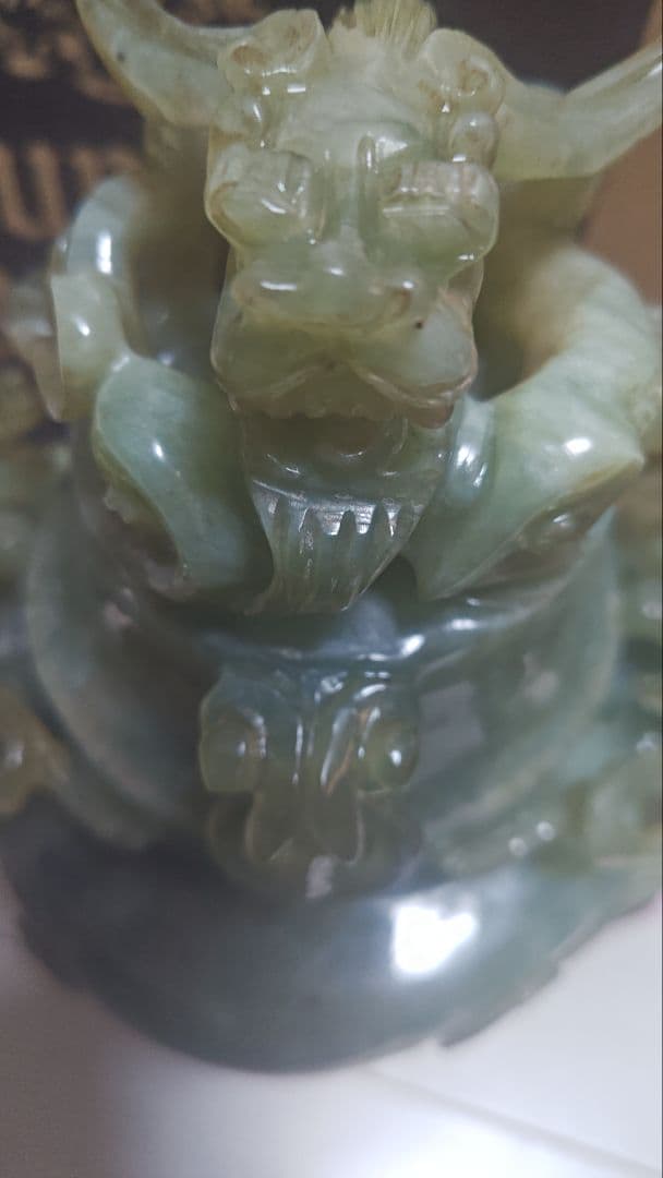 【翡翠香炉】 龍の装飾 木製台座付き