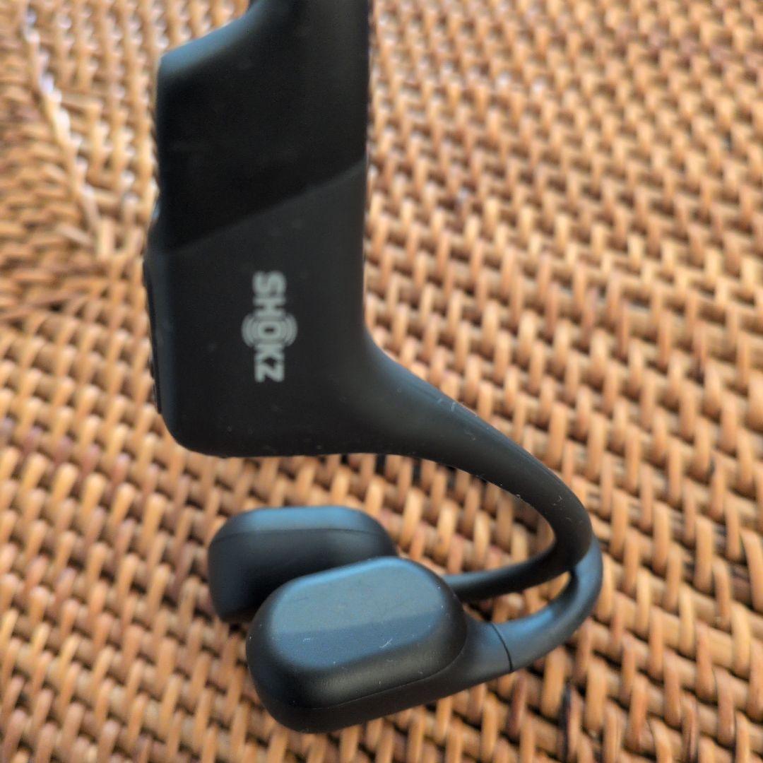 【新品同様・保証付き】SHOKZ OPENRUN Mini 骨伝導イヤホン