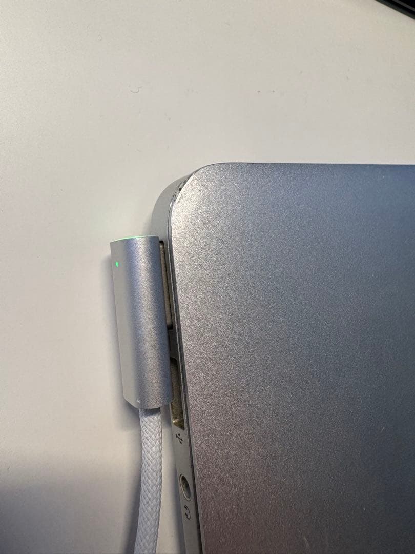 MacBook Air 11インチ (2013年製)
