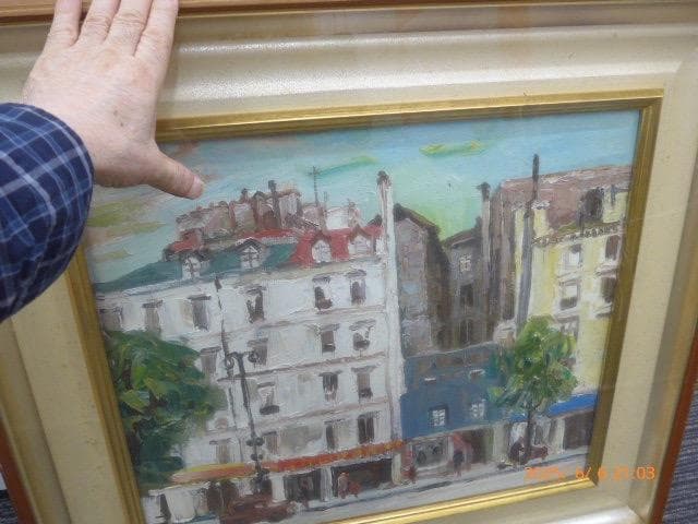 水野一好の10号の油絵「パリ風景」です。