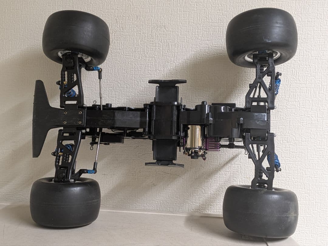 タミヤ WT01 カスタムシャーシ レストア済み