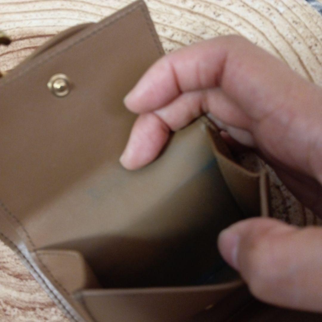 セリーヌベージュ レザー 三つ折り財布 ゴールド金具