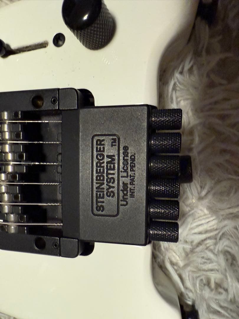 スタインバーグSpirit Stealth エレキギター ホワイト