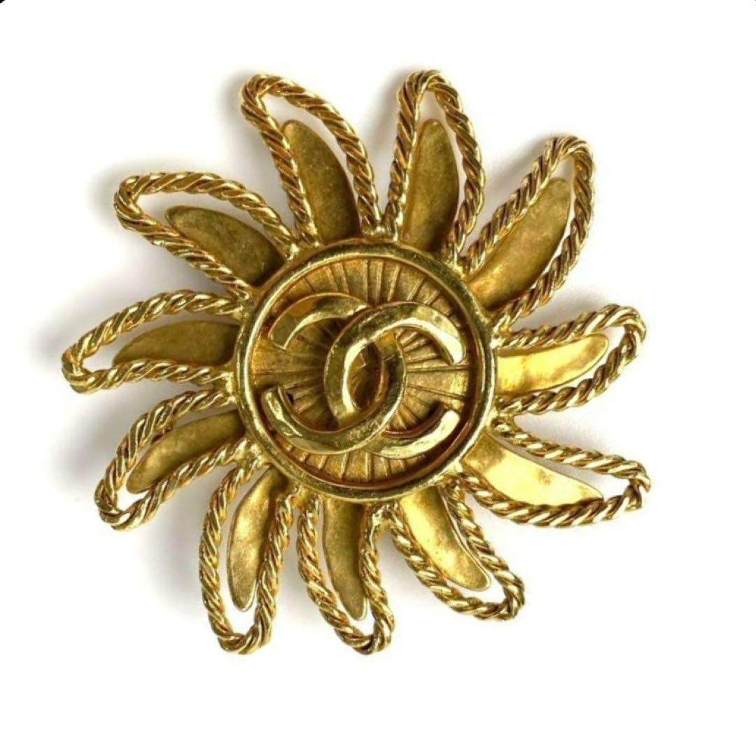 シャネルCHANEL ココマーク 太陽モチーフ ブローチ 94A