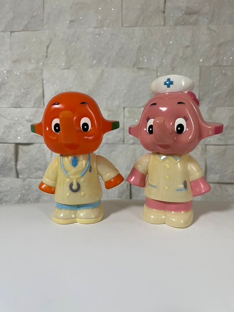 佐藤製薬　サトちゃんドクター&サトコちゃんナース貯金箱