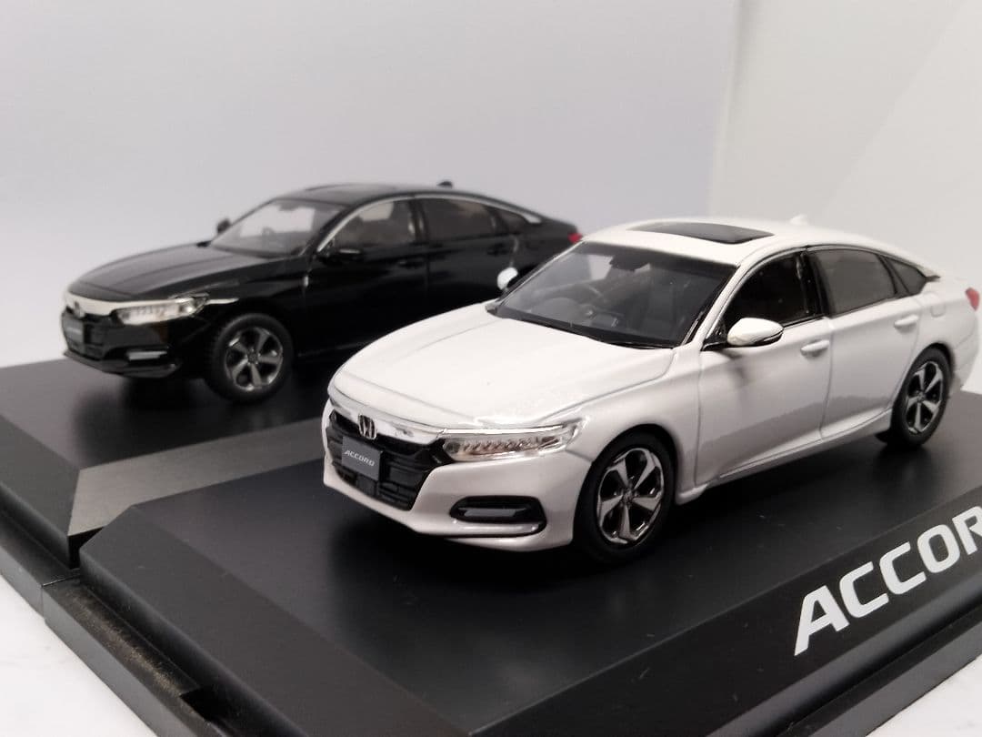 2台セット ホンダ アコード ミニカー カラーサンプル 色見本 1/43