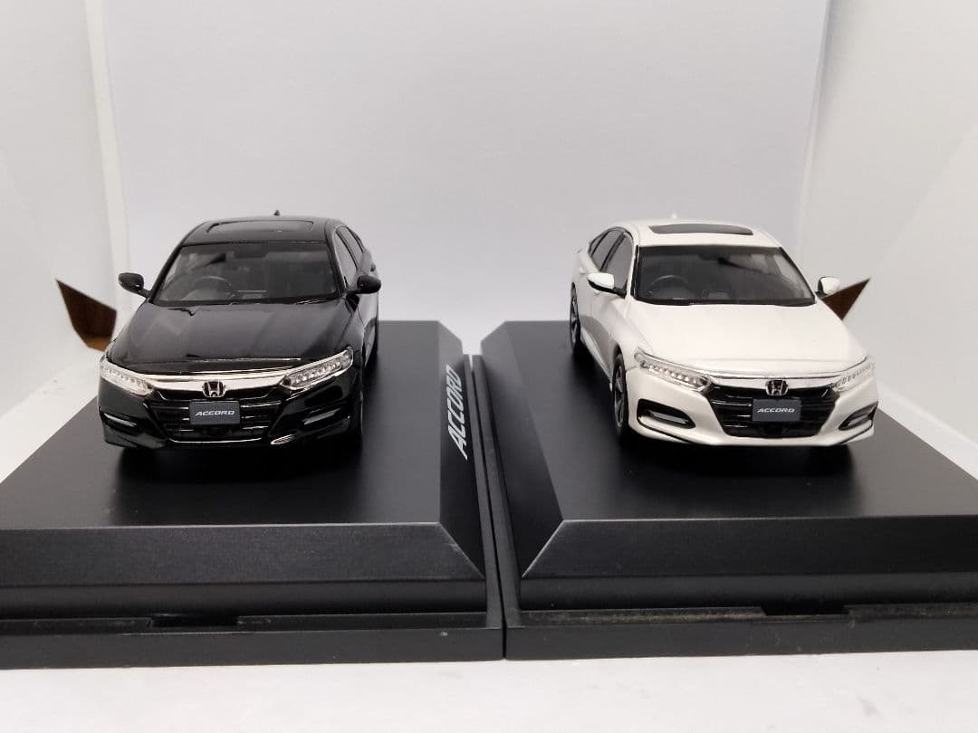2台セット ホンダ アコード ミニカー カラーサンプル 色見本 1/43