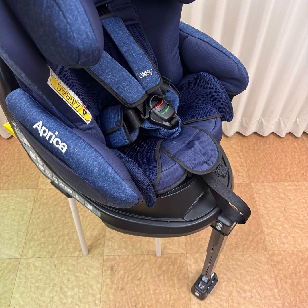 クリーニング済　☆綺麗☆　新生児　アップリカ　フラディアグロウ　ISOFIX　紺