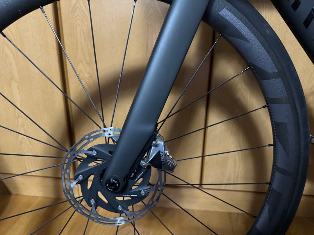 専用販売　CANYON AEROAD CFR Disc 9 RED ETap