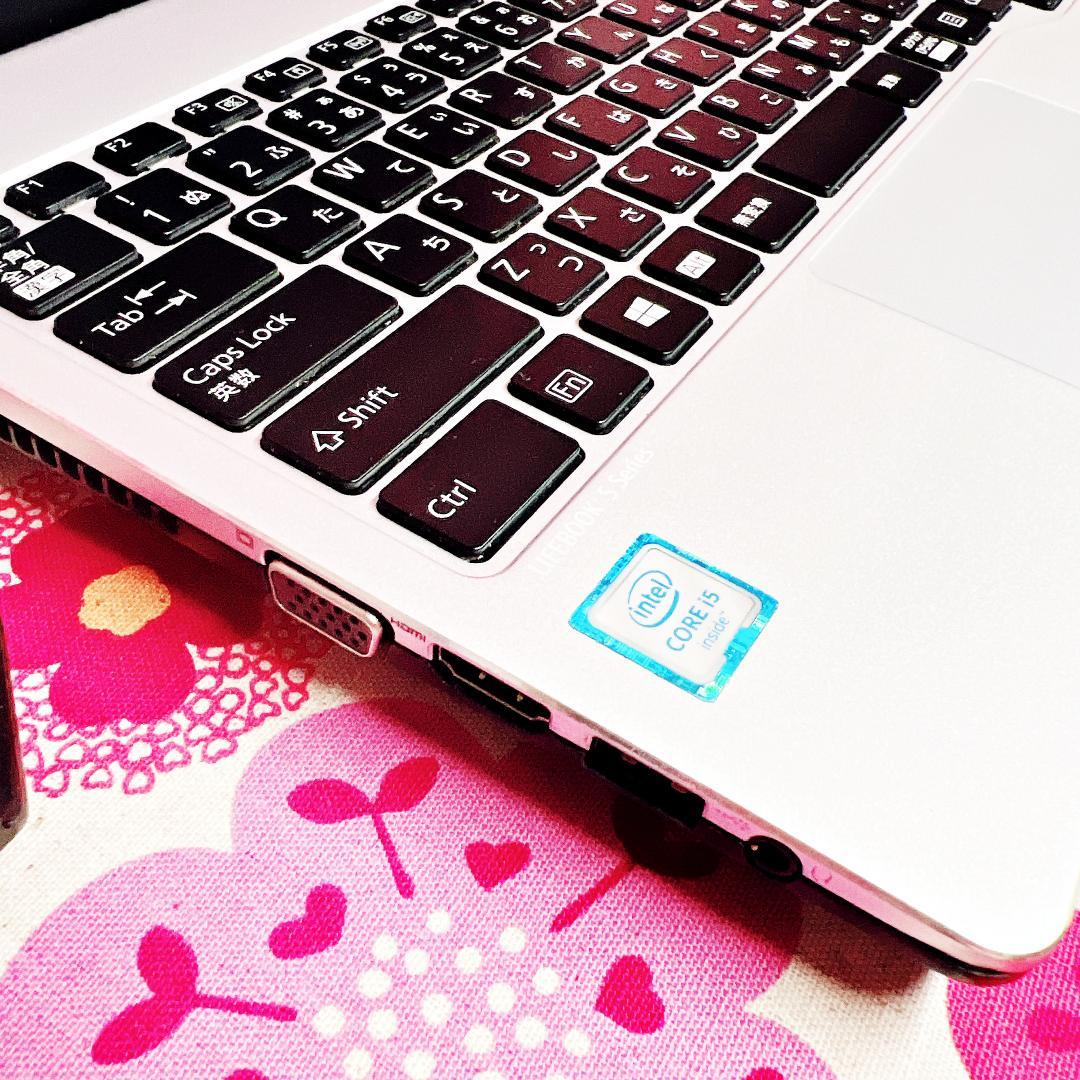 123【美品❣️】爆速SSD搭載✨バッテリー稼働OK✨カメラ✨ノートパソコン✨黒