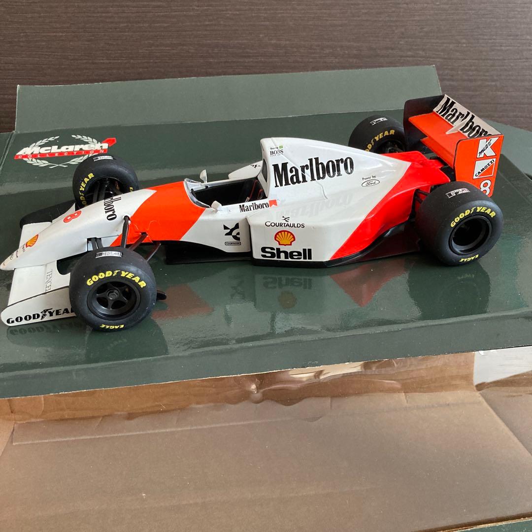 ミニカー McLaren Marlboro MP4/8 FORD HB D7 1/18
