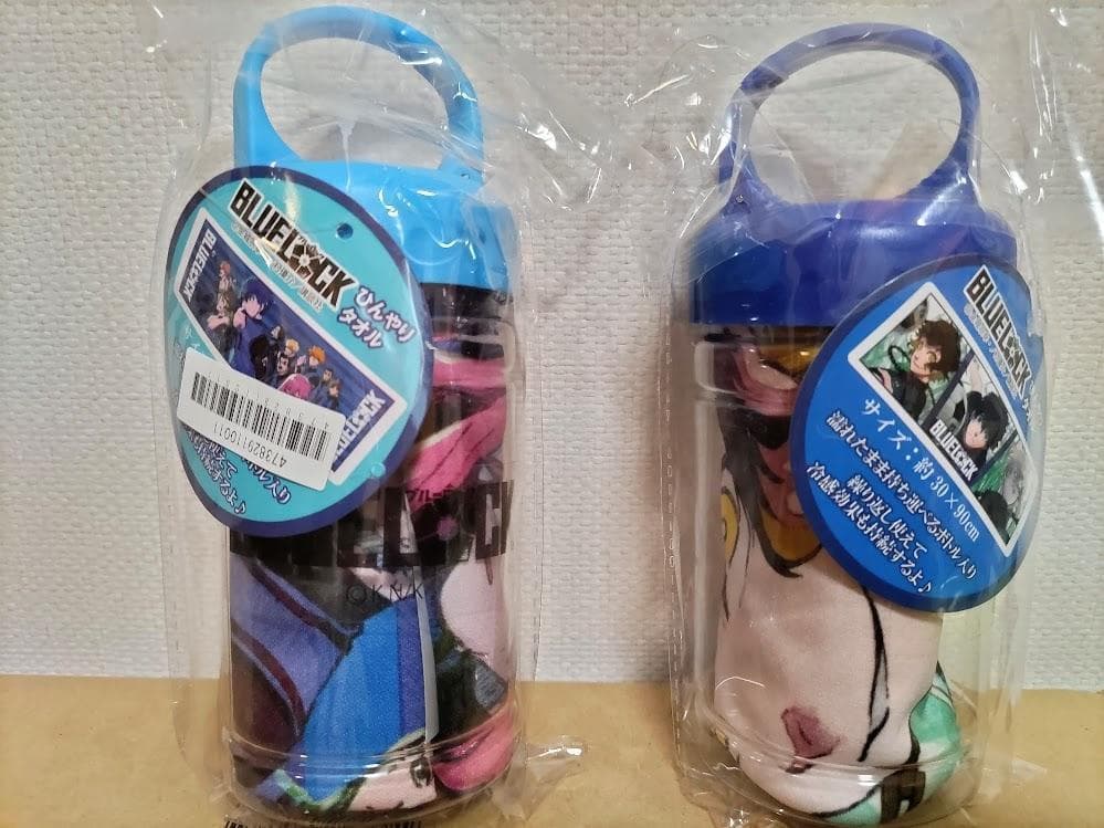 ２種１２枚セット★ブルーロック ひんやりタオル 専用ボトル付き