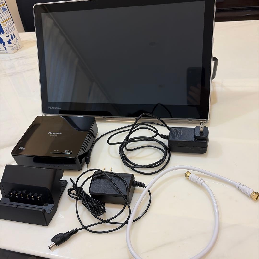 Panasonic ポータブルテレビ UN-15L11D 15インチ 防水