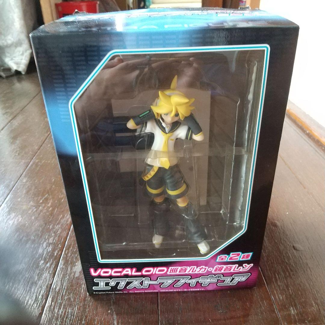 大幅値下げ１万円引き！今が買い時！希少品！アニメ巡音ルカ、鏡音レンフィギア未開封