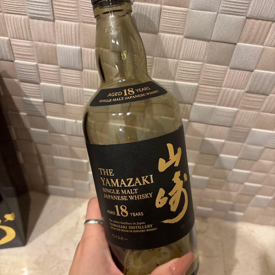 空ビン　箱付き　山崎 18年 シングルモルトウイスキー 700ml