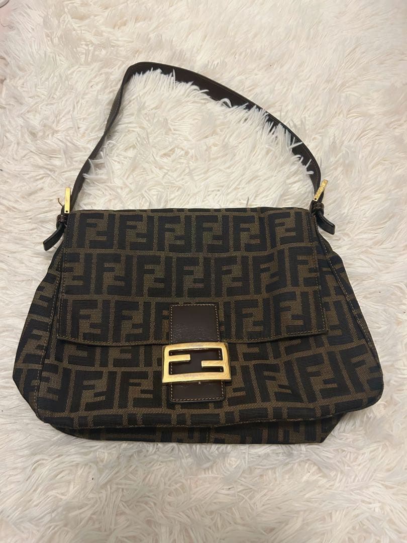 FENDI フェンディ マンマバケット ズッカ柄 ワンショルダーバッグ