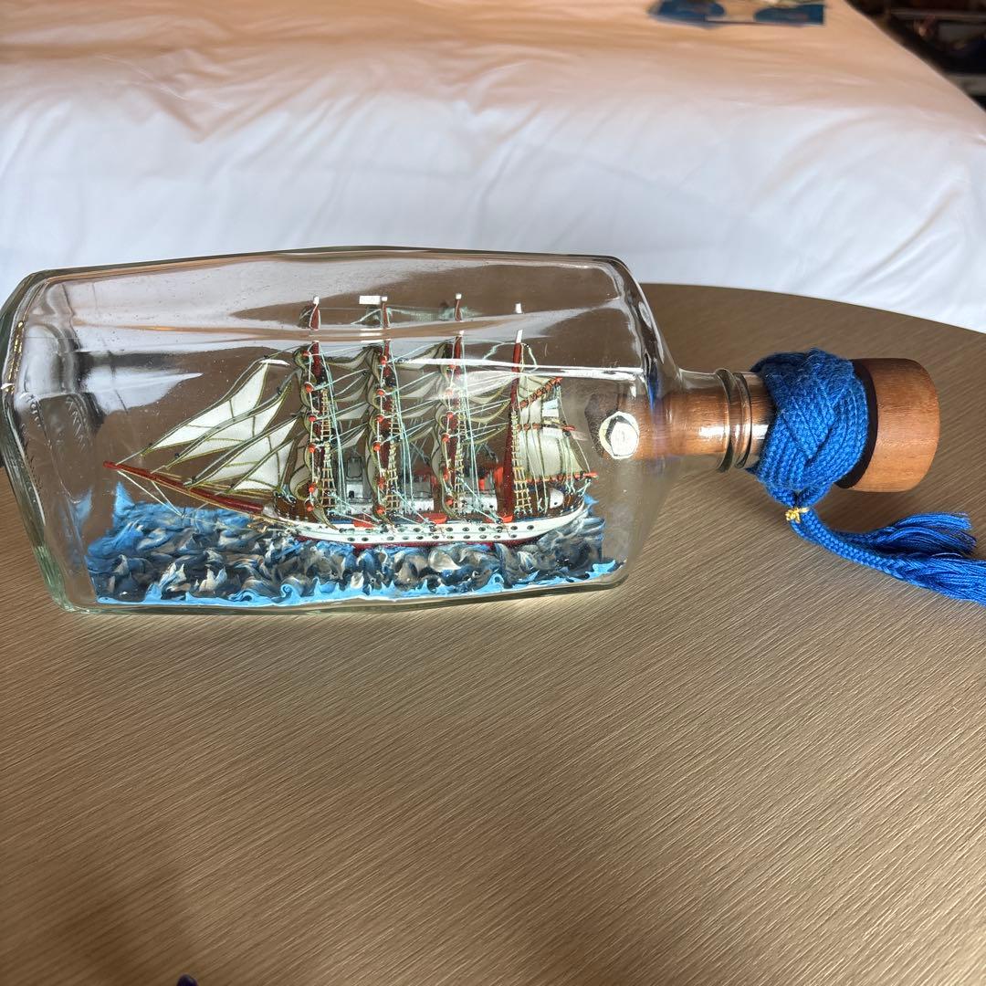 ボトルシップ　日本丸　レトロ　レア　ヴィンテージ　帆船