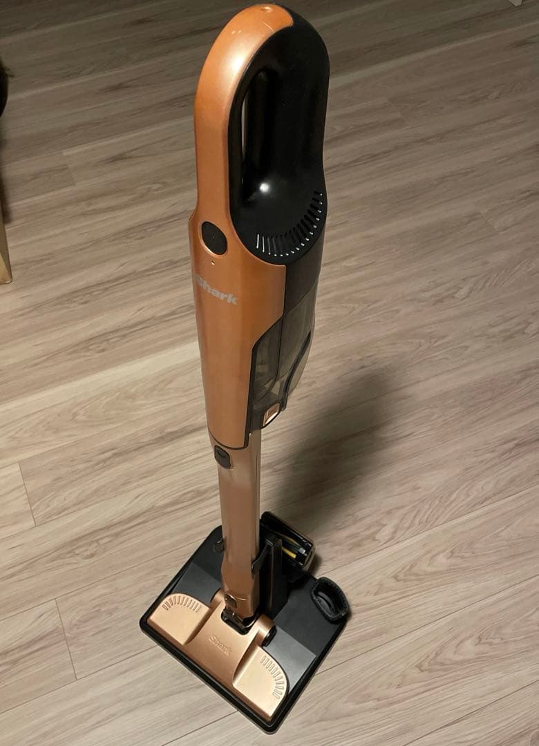Shark シャーク 充電式サイクロンスティッククリーナー