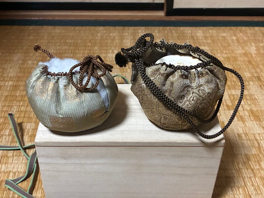 茶道具セット 金色と茶色 仕覆 茶入 木箱入