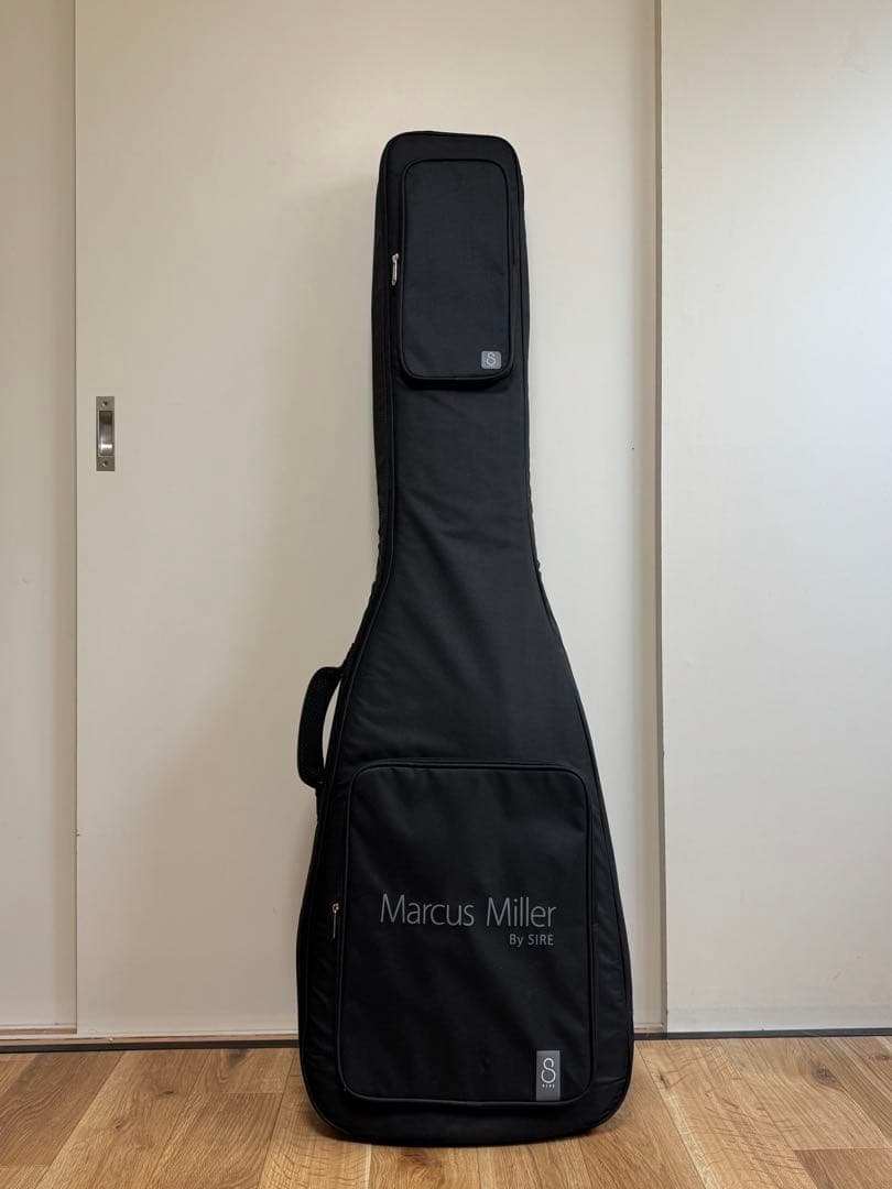 B.C. RICH Warlock エレキギター セミハードケース付き