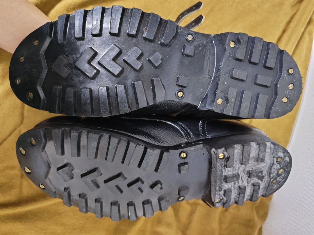 馬刺し　ユーゴブーツ