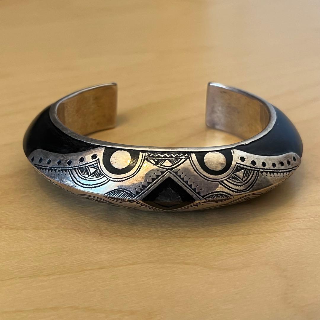 TOUAREG SILVER JEWELRY トゥアレグシルバーバングル