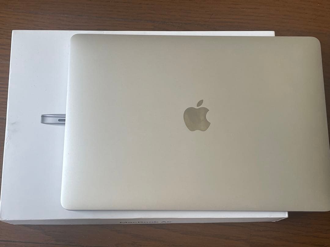 【美品】MacBook Air 2018 121GB