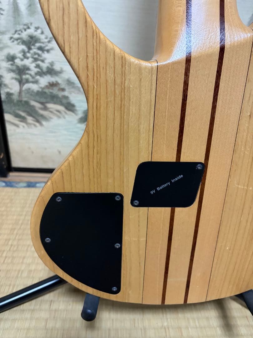 Ibanez BTB675 5弦エレキベース