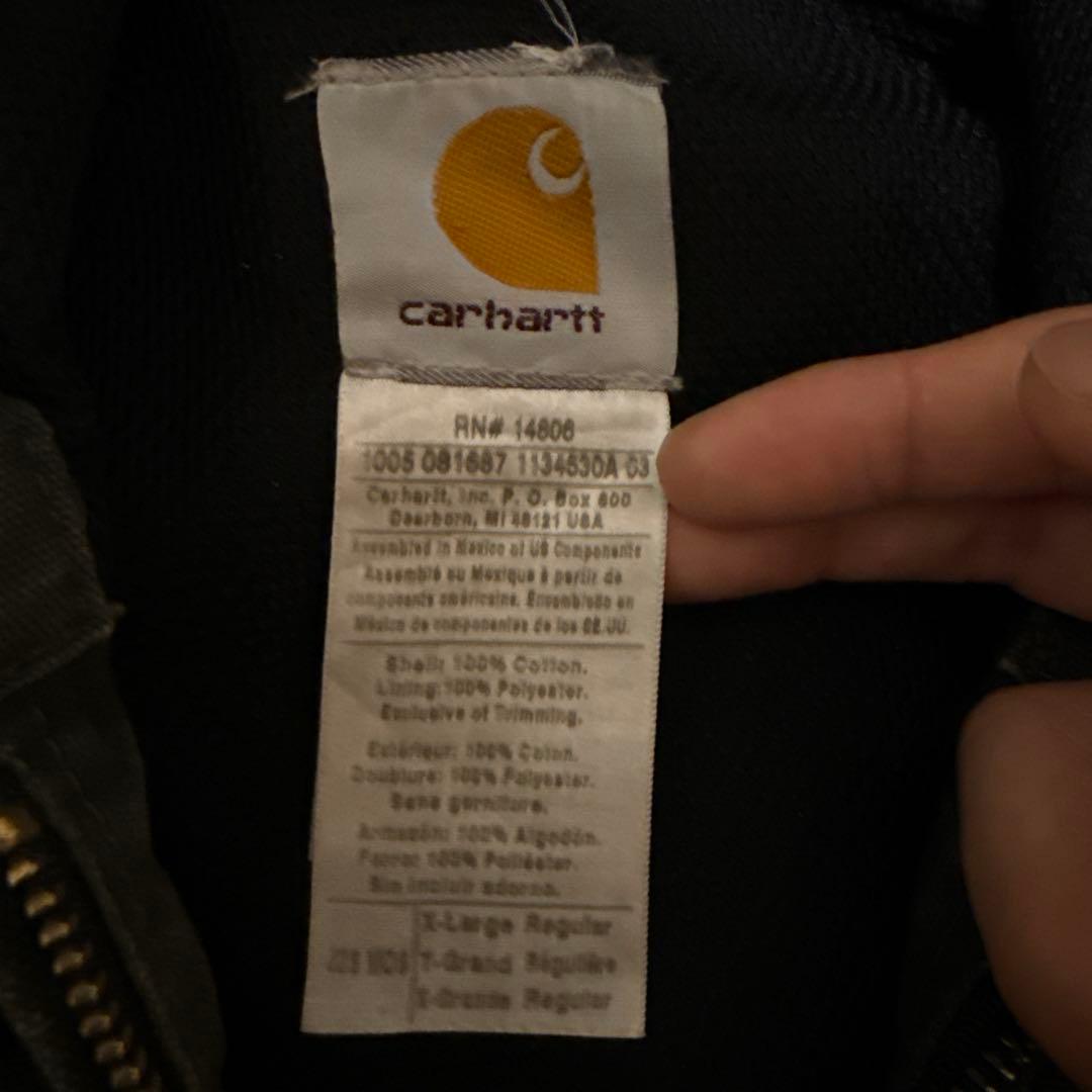 Carhartt ダークグリーン フード付きジャケット