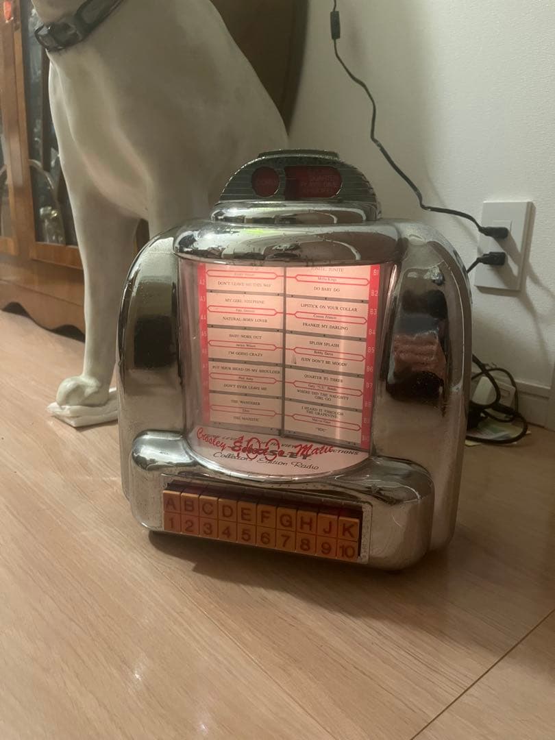 ジュークボックス型ラジオ　動作確認済み