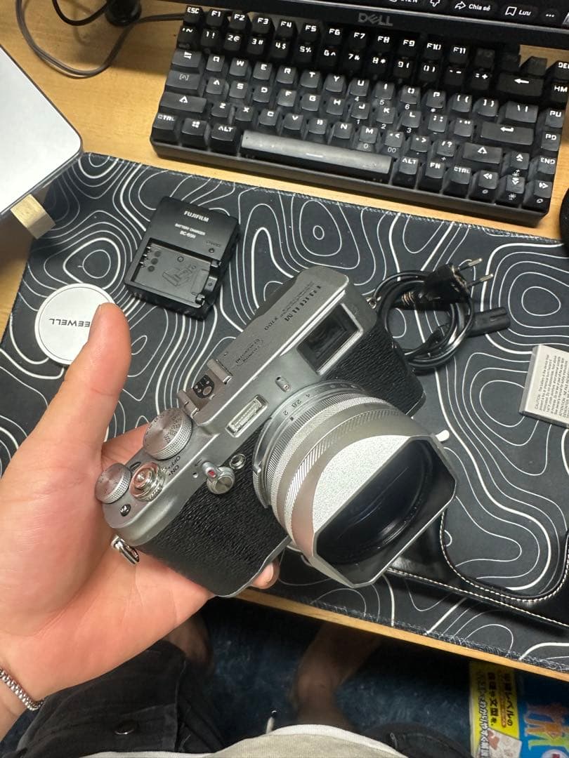 デジタルカメラ Fujifilm X100