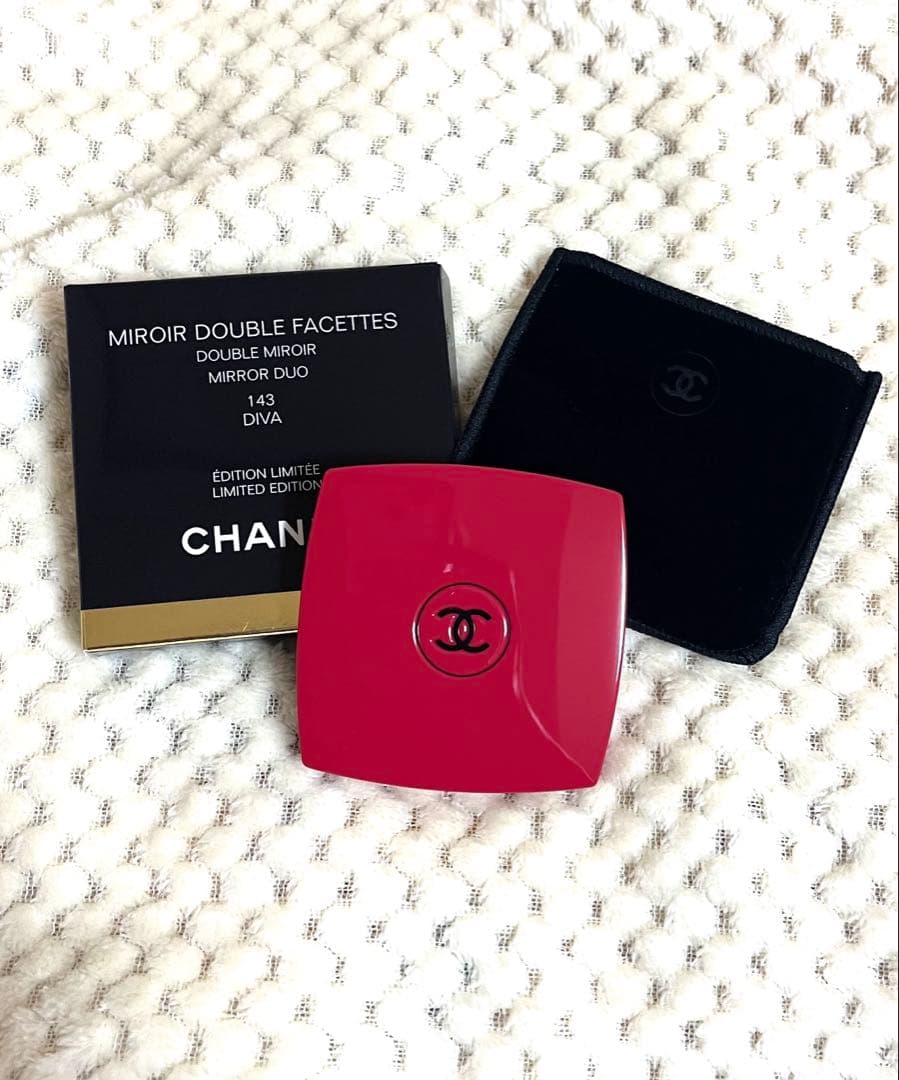 【 限定 】CHANEL ミラー 143 DIVA ピンク