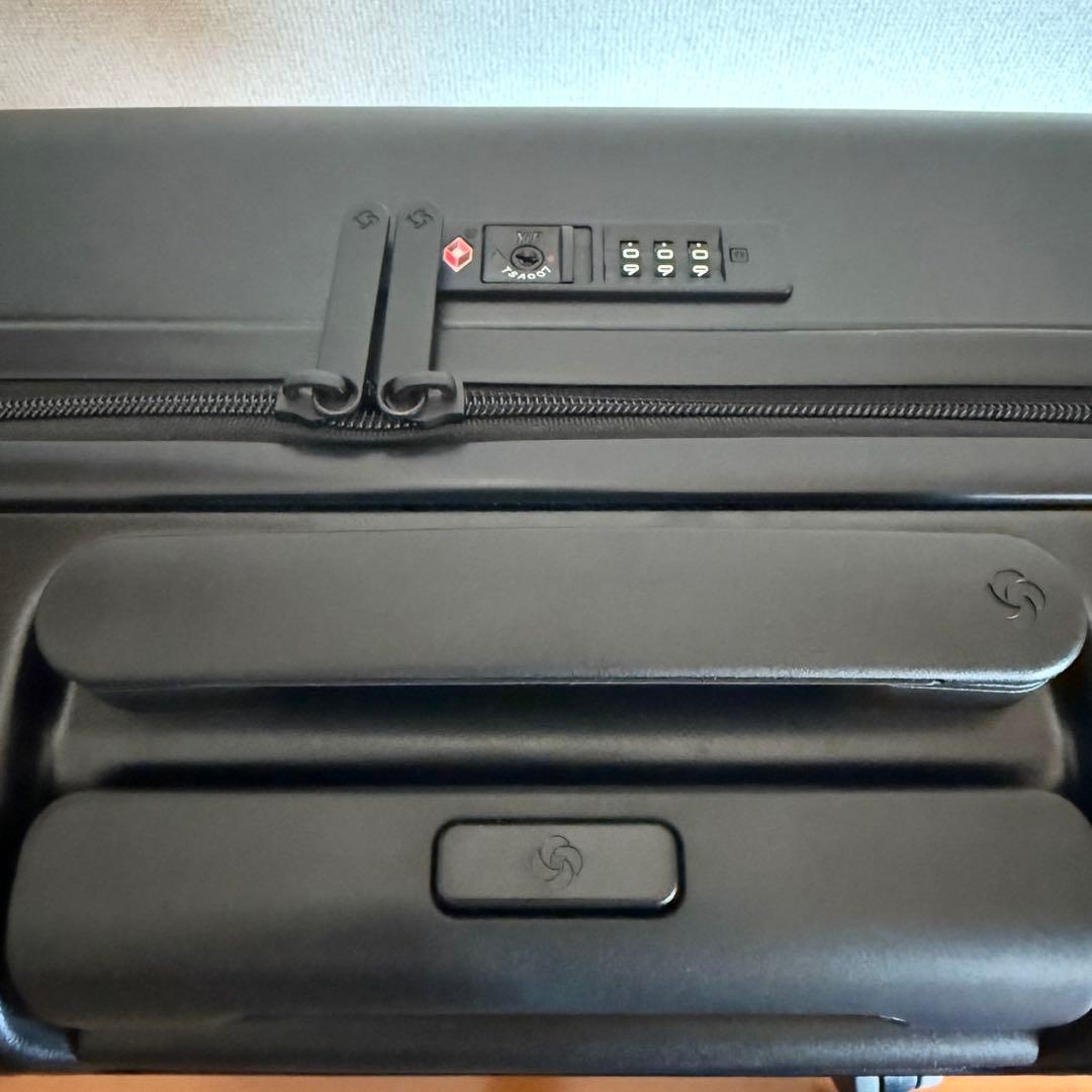 サムソナイト Samsonite スーツケース　機内持ち込みTOIIS C 黒