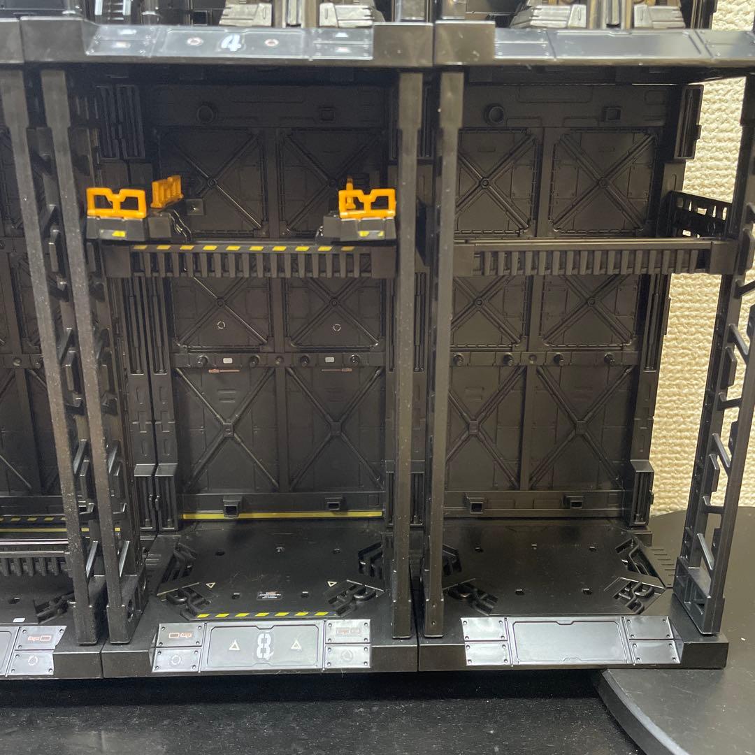 ガンダムフィギュア 10体セット ディスプレイスタンド付き