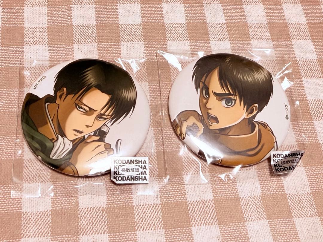 進撃の巨人 エレン リヴァイ兵長 アクアマリン 会場限定 缶バッジ シークレット