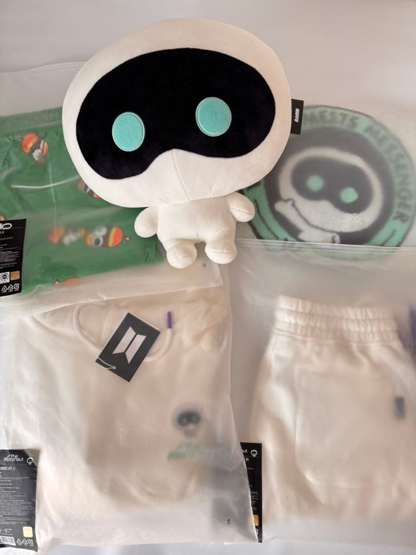 BTS JIN wootteo スウェット他 まとめ売り ほぼ新品未使用