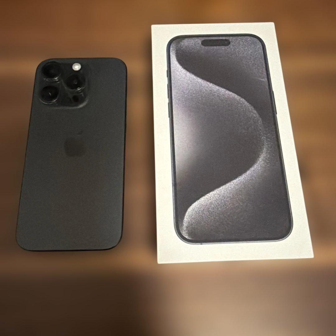碧*様 Apple iPhone 15 pro 256GB ブラックチタニウム