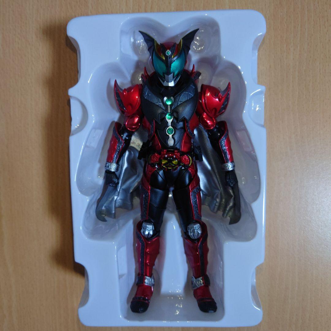 真骨頂 S.H.Figuarts 仮面ライダーダークキバ