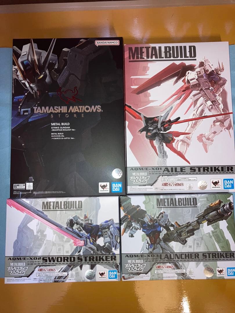 美品　メタルビルドストライクガンダム＋3装備