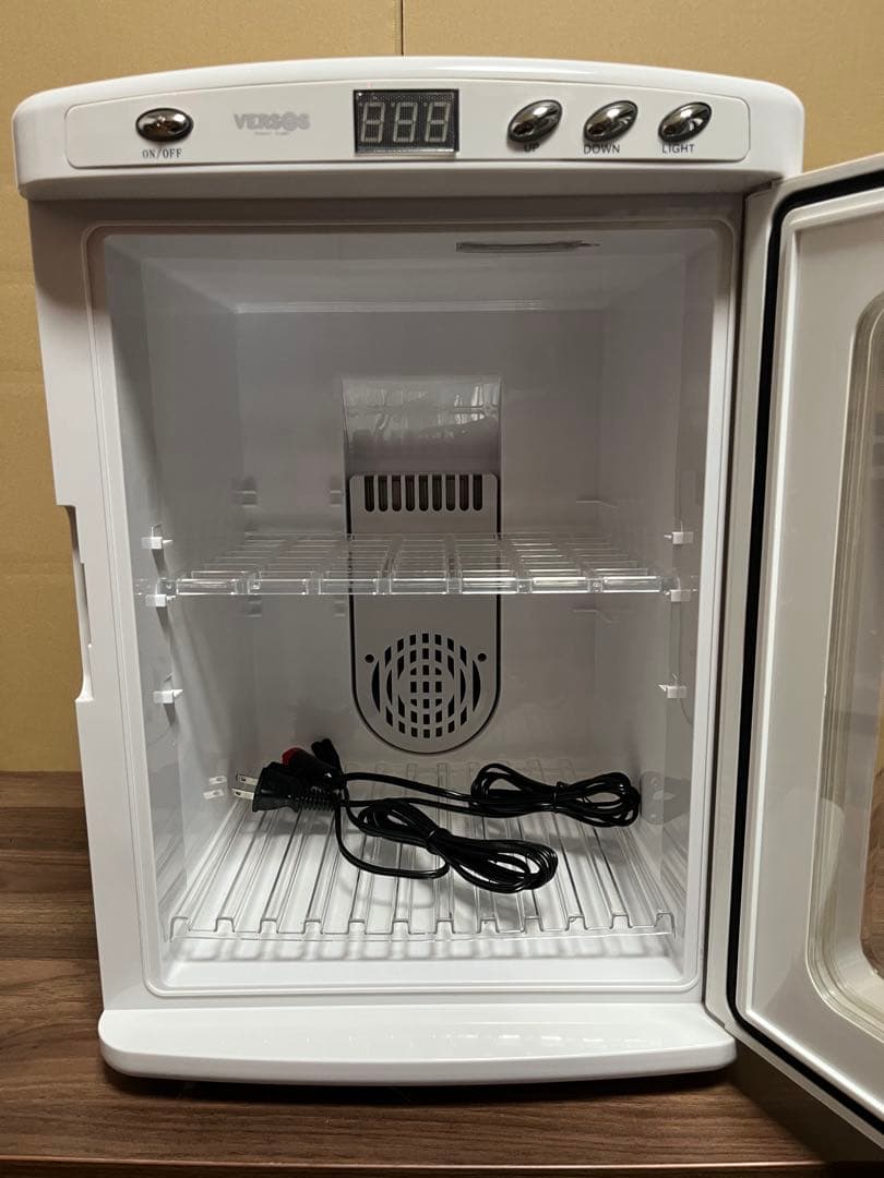 VERSOS ベルソス ポータブル　冷温庫 VS-404 25L ホワイト