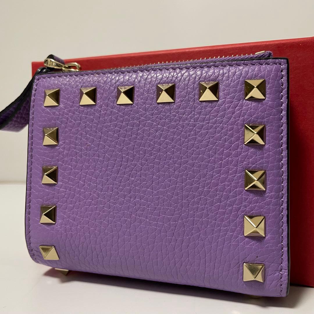 ✨️未使用級✨　Valentino Garavani 折り財布　財布　スタッズ