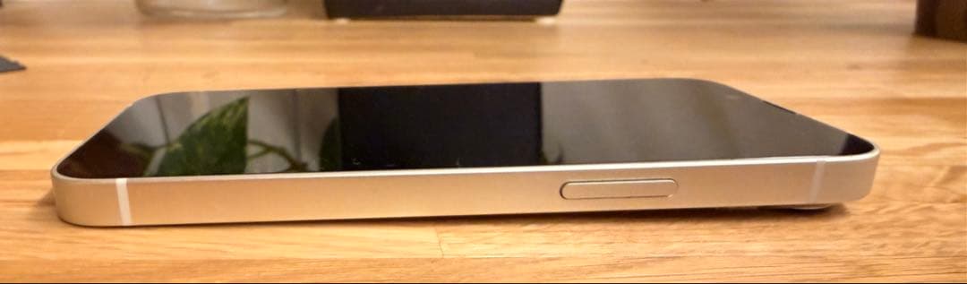 【可憐】Apple iPhone 13 mini ホワイト