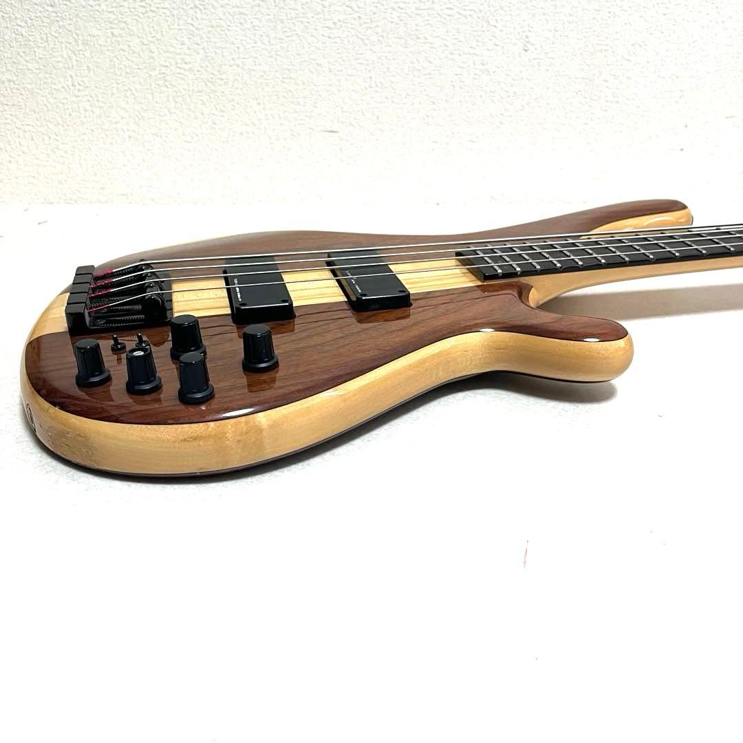 TUNE BULL'S EYE BEシリーズ スルーネック 4弦 エレキベース