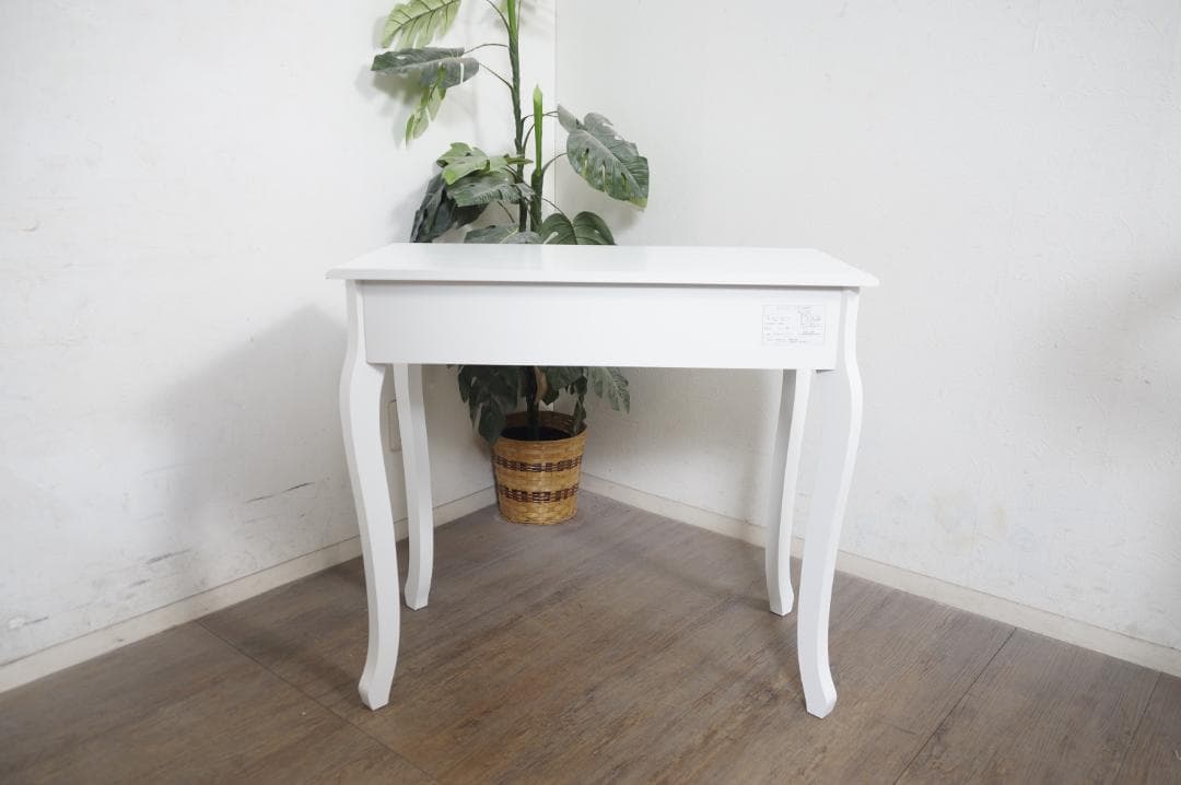 まりぃ　　猫脚デスク　引き出し　金取っ手　ホワイト